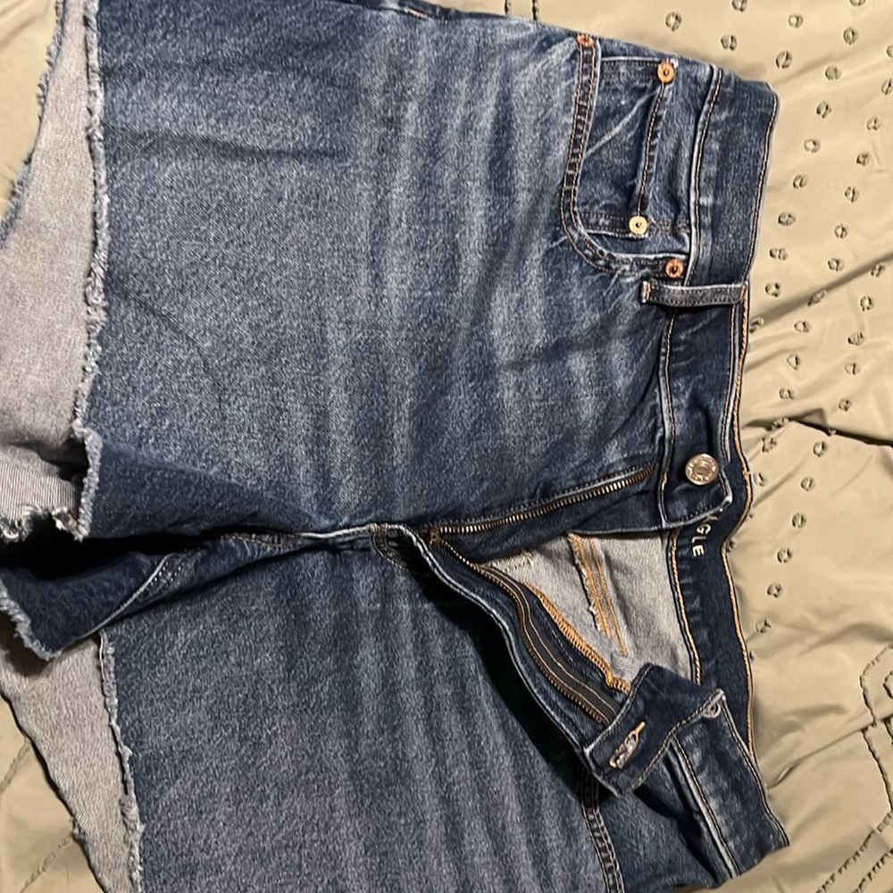 American Eagle strigid jean shorts